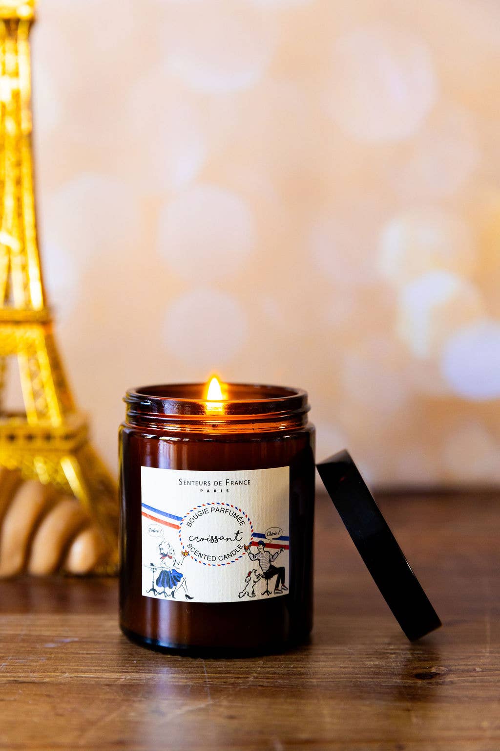 The "croissant" candle