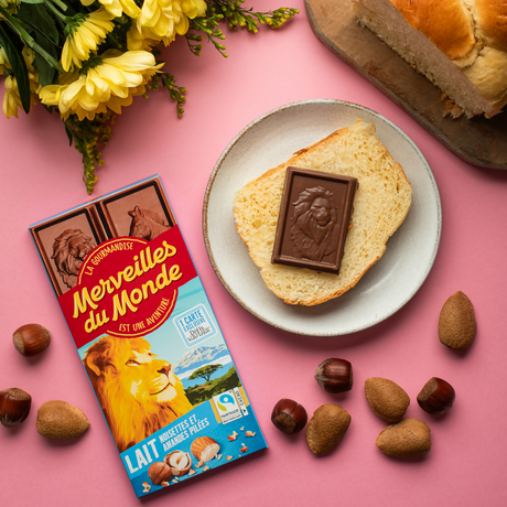 Merveilles du Monde Milk chocolate with hazelnuts and almonds