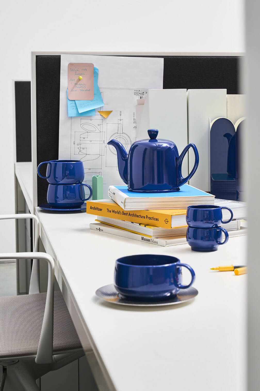 Salam Set Teapot & Mugs by Degrenne Paris