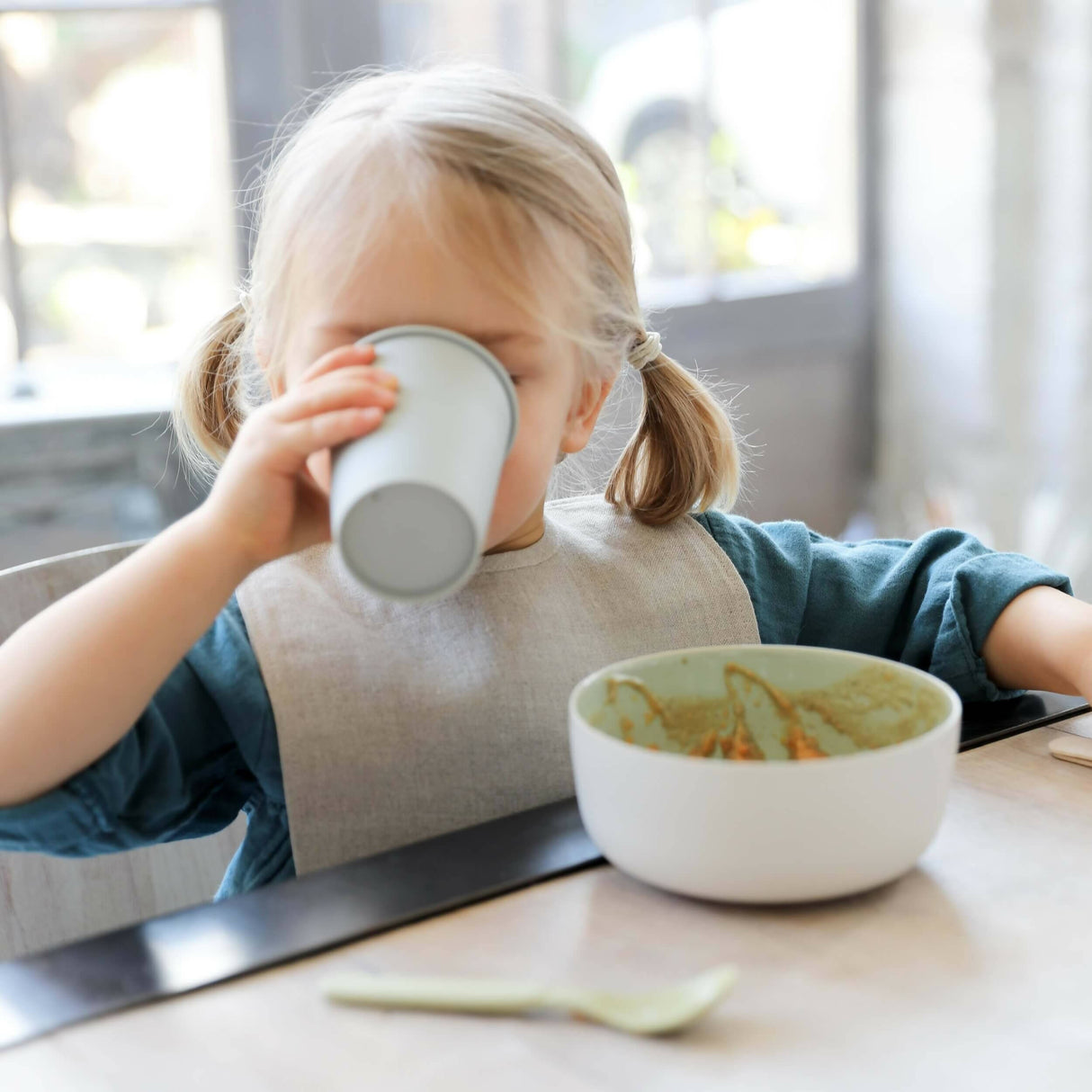 Linen Bib - Petit Picotin