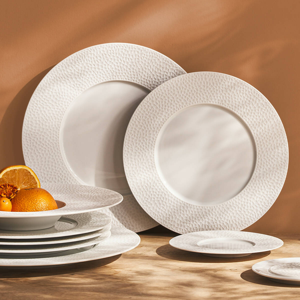 Fragments Set of round dessert plates by Degrenne Paris