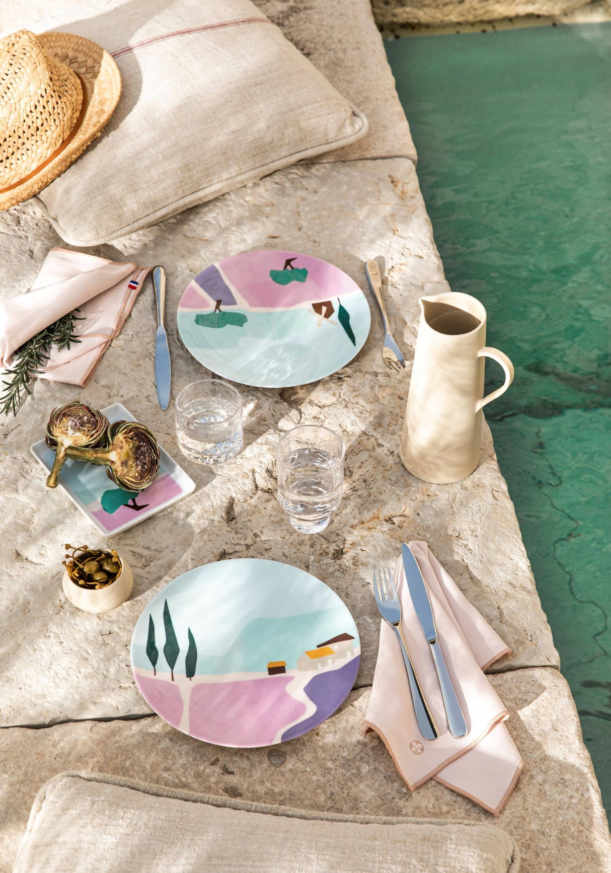 Destination Sud Gift box of round plates by Degrenne Paris