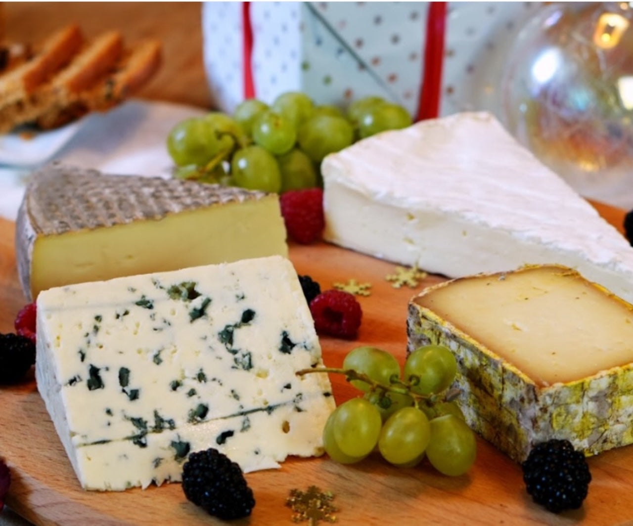 How to Prepare the Perfect French Cheese Board