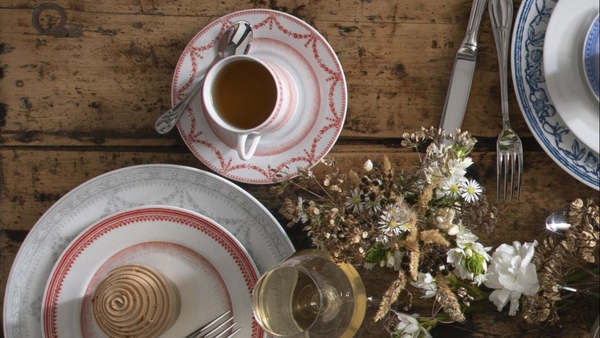 Pillivuyt Grand Siecle Tea Cup and Saucer, Set of 4