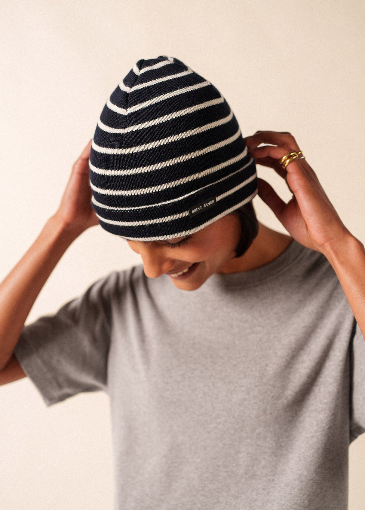 Saint James CARTIER - Nautical Striped Wool Blend Beanie (NAVY / IVORY)