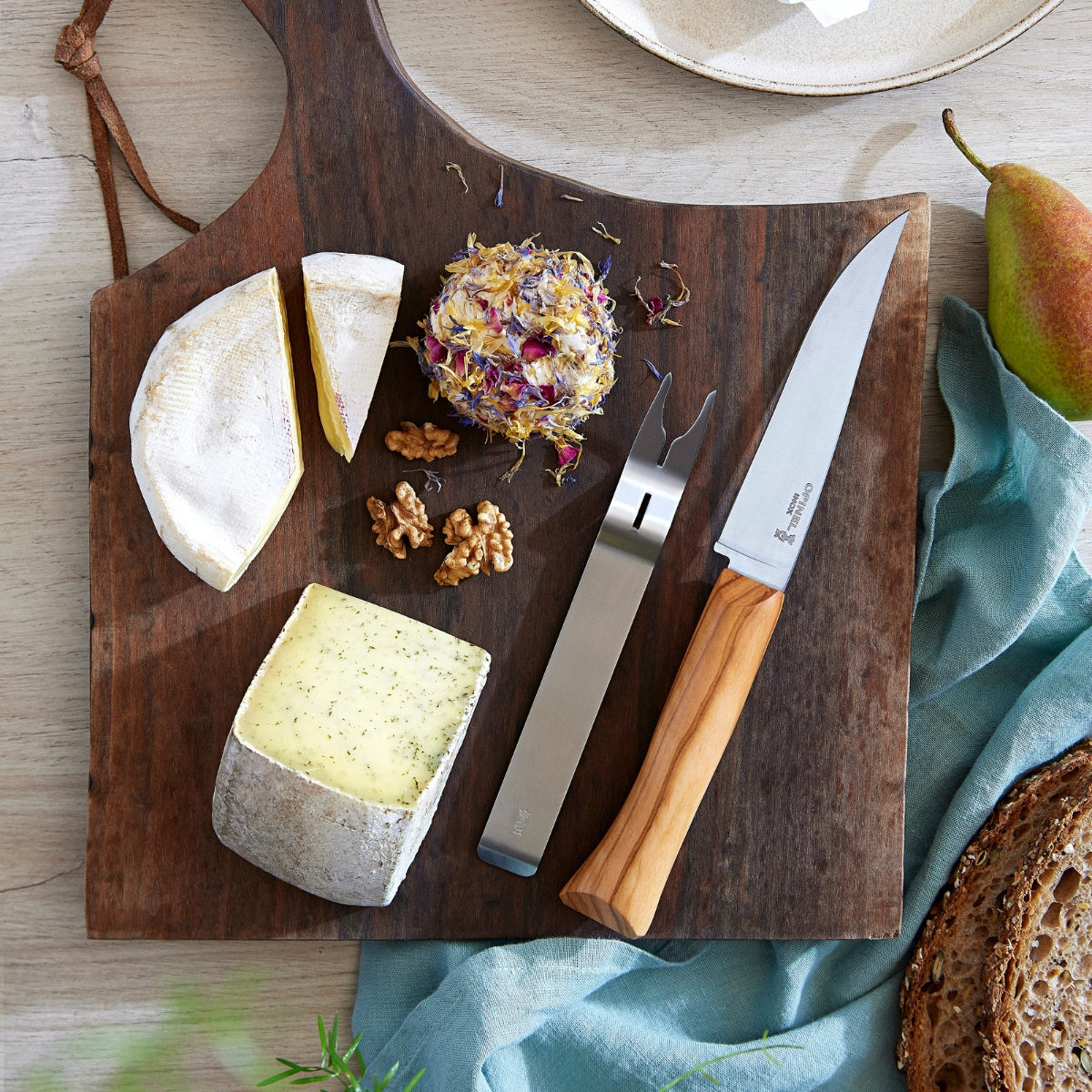 Cheese Knife and Fork Set - Olive Wood
