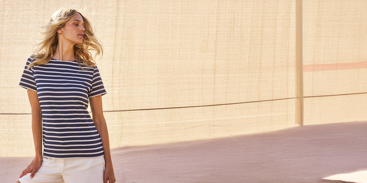Saint James ETRILLE - Nautical Stripe Tee with Short Sleeves | Soft Cotton | Women Fit (NAVY / ECRU)