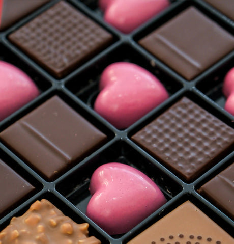 chocolate-25pc-4-min_39bbbfa2-8bc7-4994-ac5d-130021f341e4