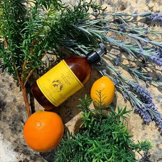 Botanical Shower Gel by Feret – Natural Aromatic Cleanser with Thyme, Rosemary & Lavender
