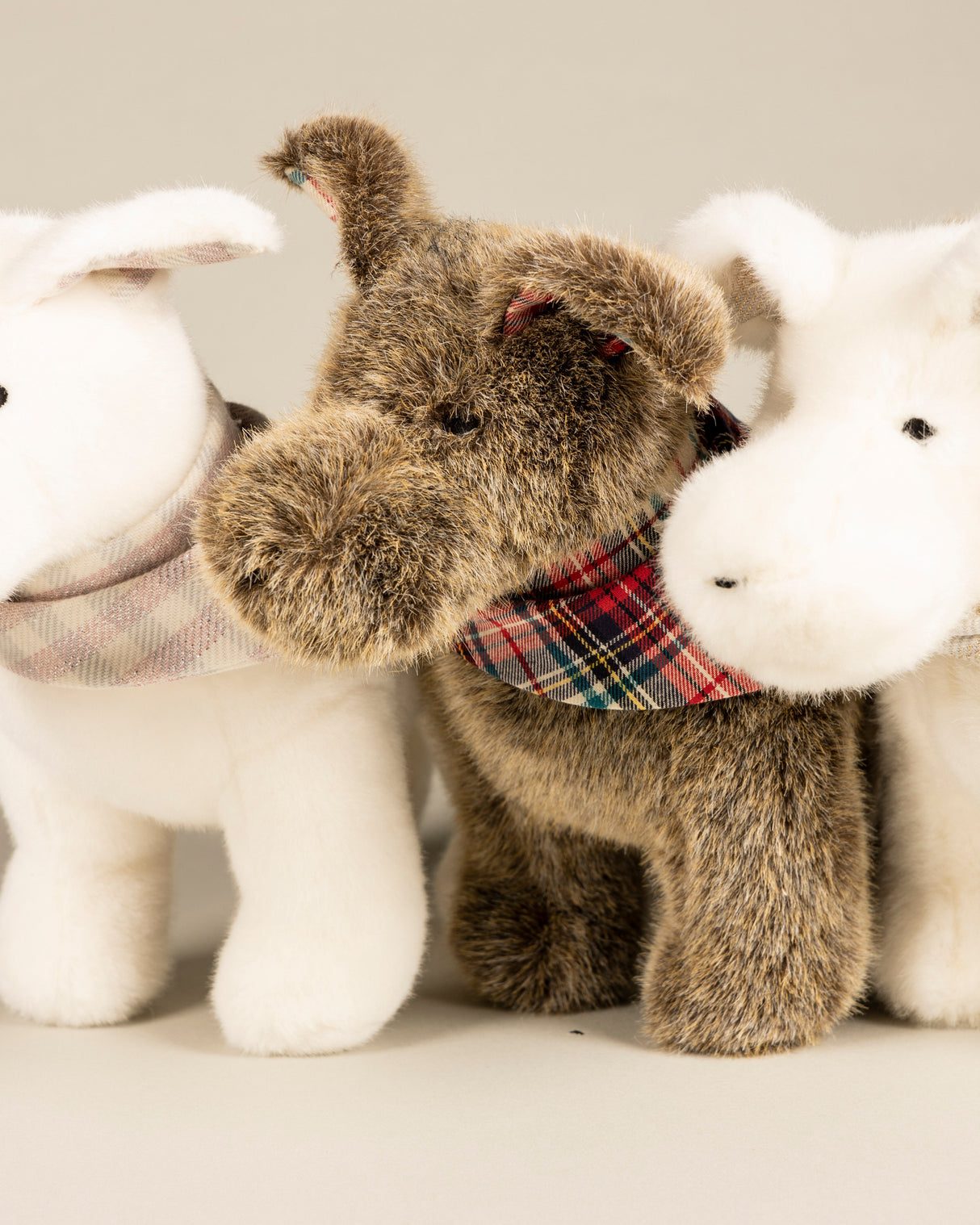 Pamplemousse Peluches Oscar the Terrier