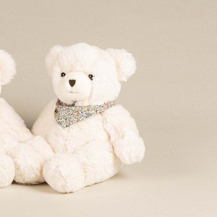 Pamplemousse Peluches Maurice the Bear