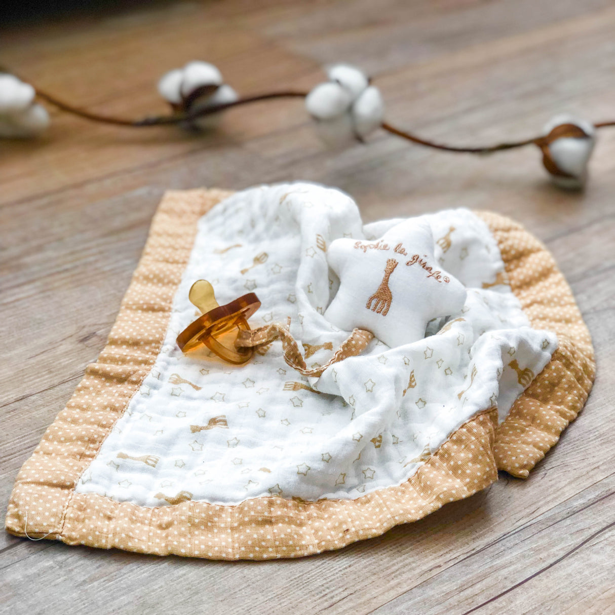 So'pure Star Comforter | Sophie la Girafe