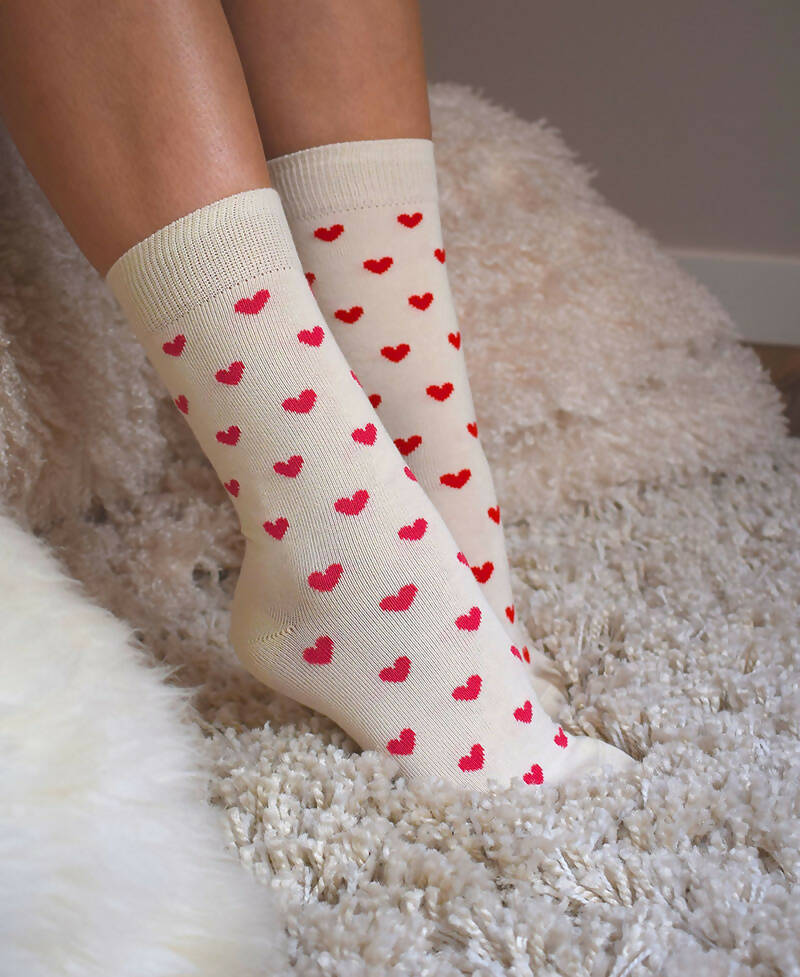Red hearts - Suzette Socks