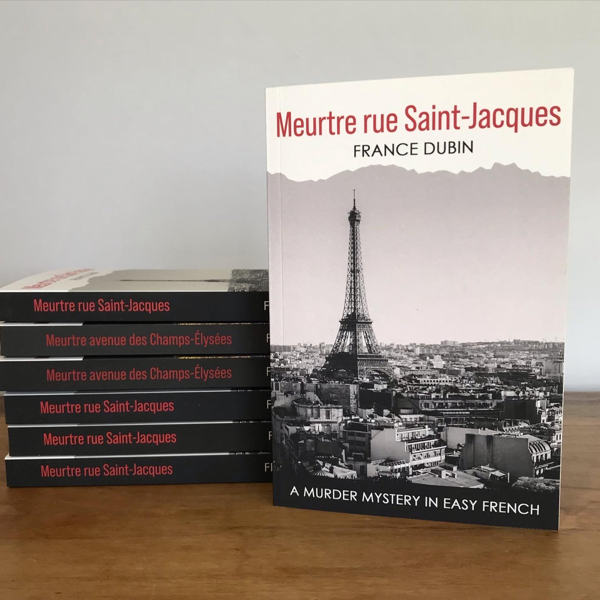 Meurtre rue Saint-Jacques (easy French Murder Mystery)